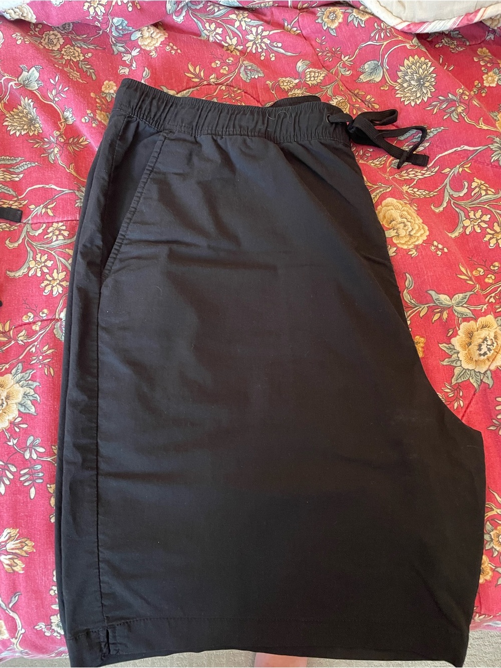 Men's Black Drawstring Casual shorts